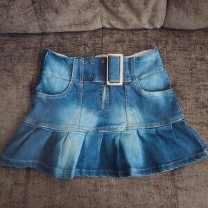 blue pleated skirt with belt